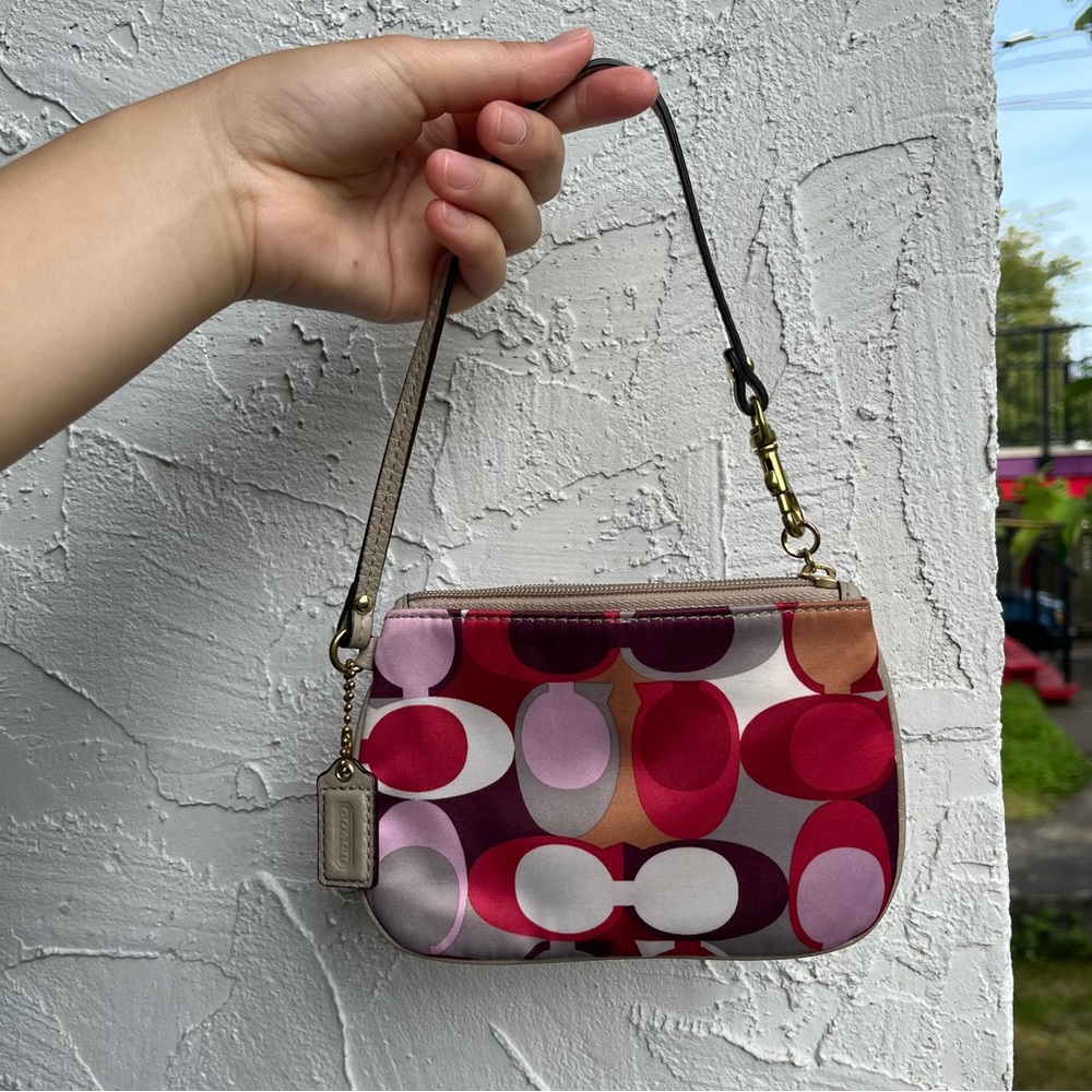 Authentic Coach Ashley Scarf Small
Wristlet!